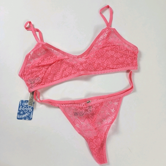 FREE PEOPLE Intimates Pink Lace Kelly Thong SET - Picture 2 of 2